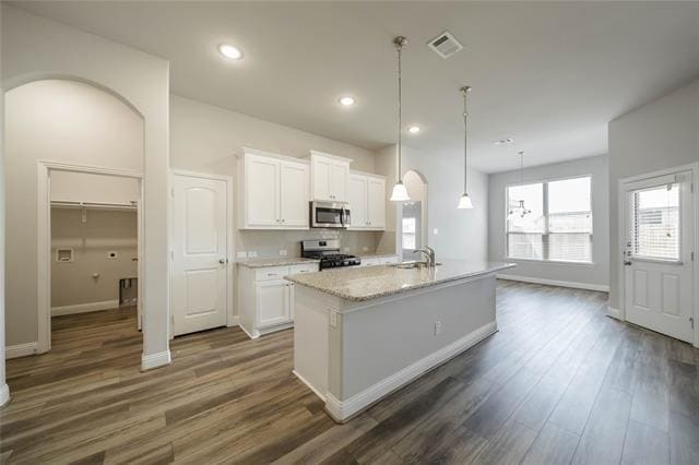 Building Photo - 309 Arbury Dr