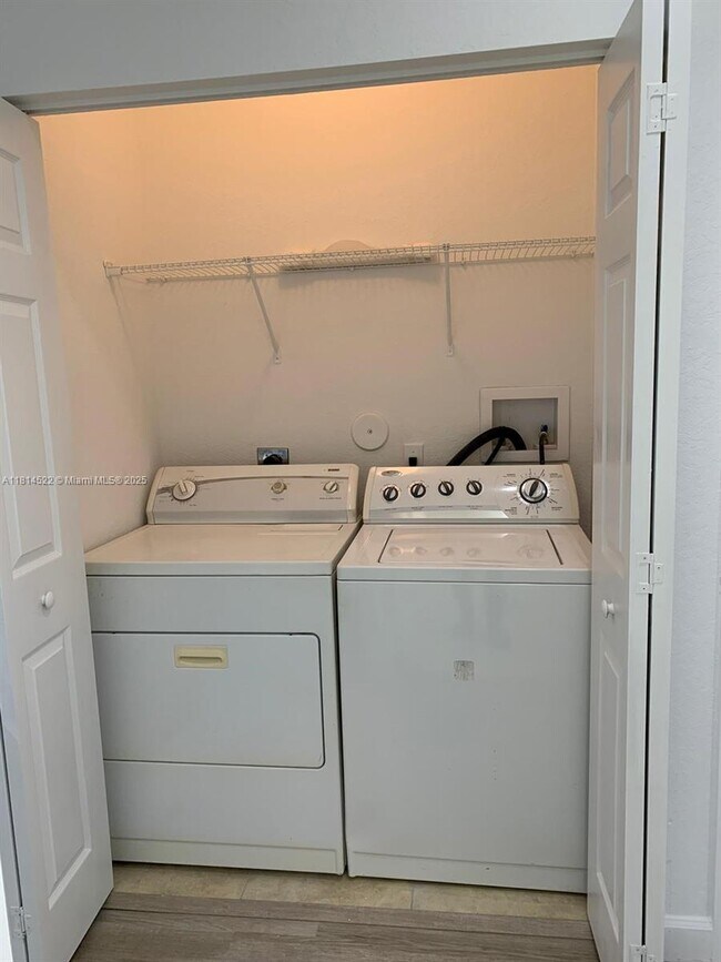 Building Photo - 14761 SW 25th St