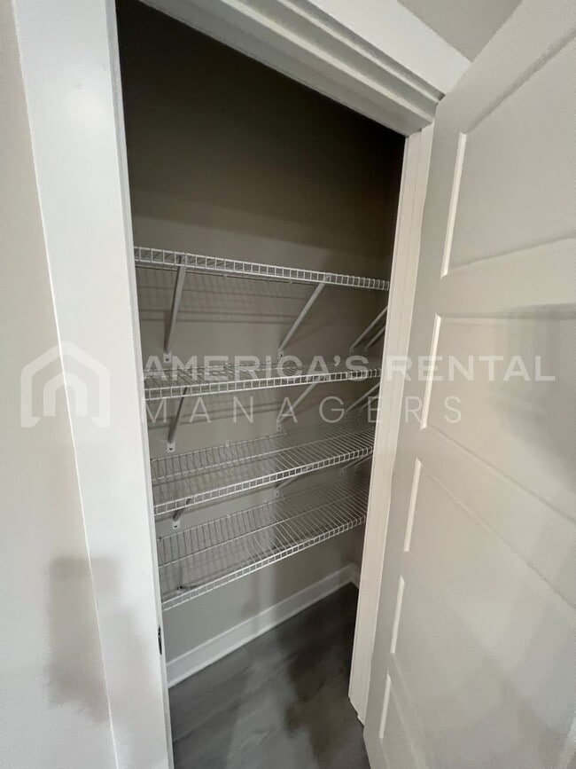 Building Photo - Home for Rent in Jemison, AL... Coming Soon!!