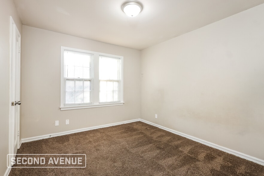 Building Photo - 2701 Normandy St