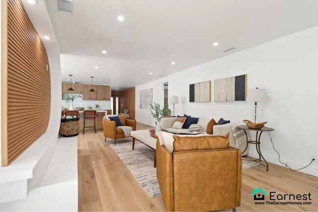 Building Photo - 4 + 3 Elegant Sherman Oaks Retreat with Po...