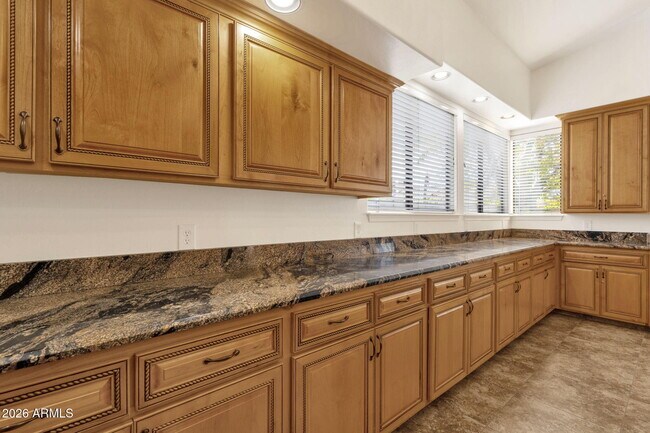 Building Photo - 5431 E Shea Blvd