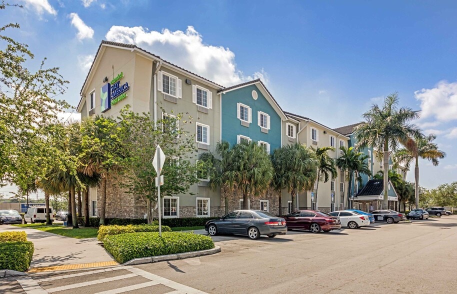 Primary Photo - Furnished Studio-Fort Lauderdale - Airport...