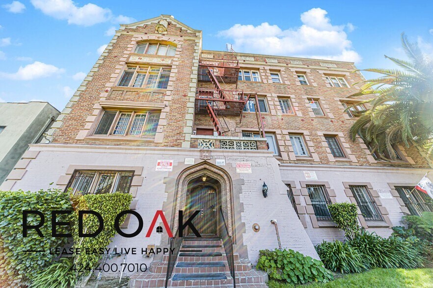 Building Photo - 2749 San Marino St