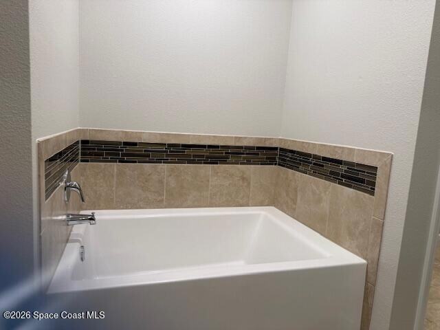 Building Photo - 940 Bear Lake Dr