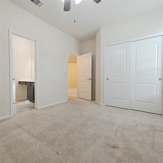 Building Photo - 8922 Covington Estates Cir
