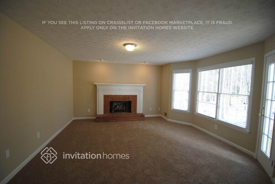Building Photo - 1515 Summit Chase Dr SW