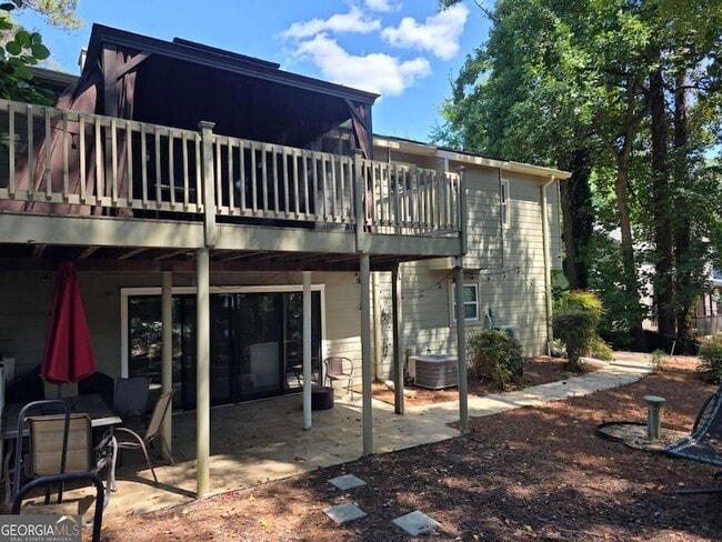 Building Photo - 4694 Shallowford Rd