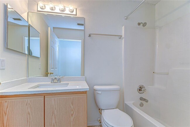 Building Photo - 18303 Elmhurst Ln