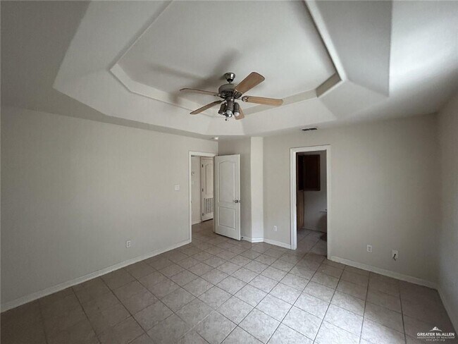 Building Photo - 3902 S Radisson Ave
