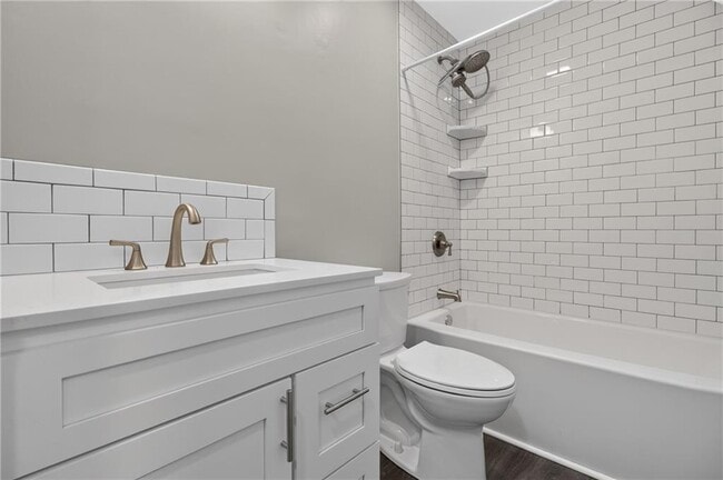 Building Photo - 1540 Spender Dr