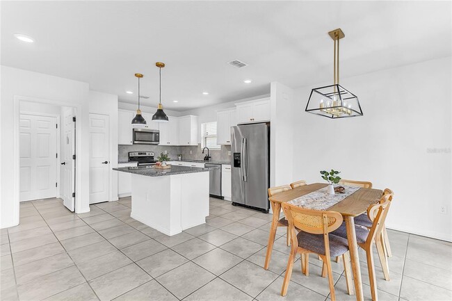 Building Photo - 747 Citrus Isle Dr