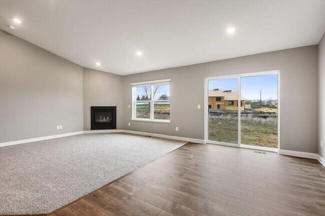 Building Photo - 20554 Glade Ave