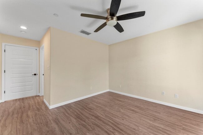 Building Photo - 510 15th St