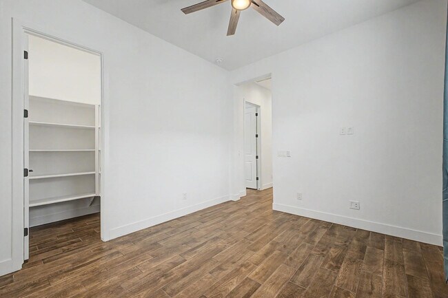 Building Photo - 13103 N 174th Dr