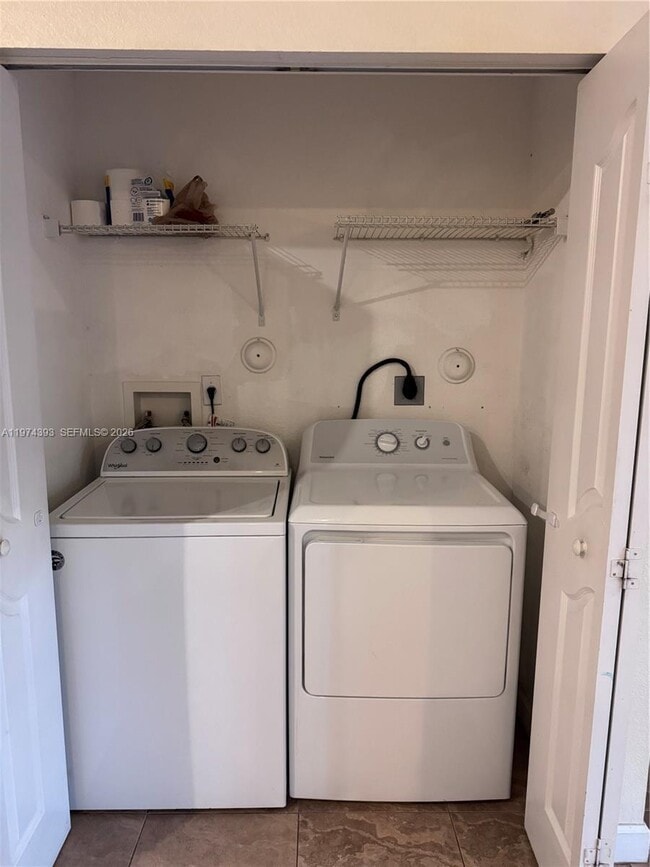 Building Photo - 8500 SW 150th Ave