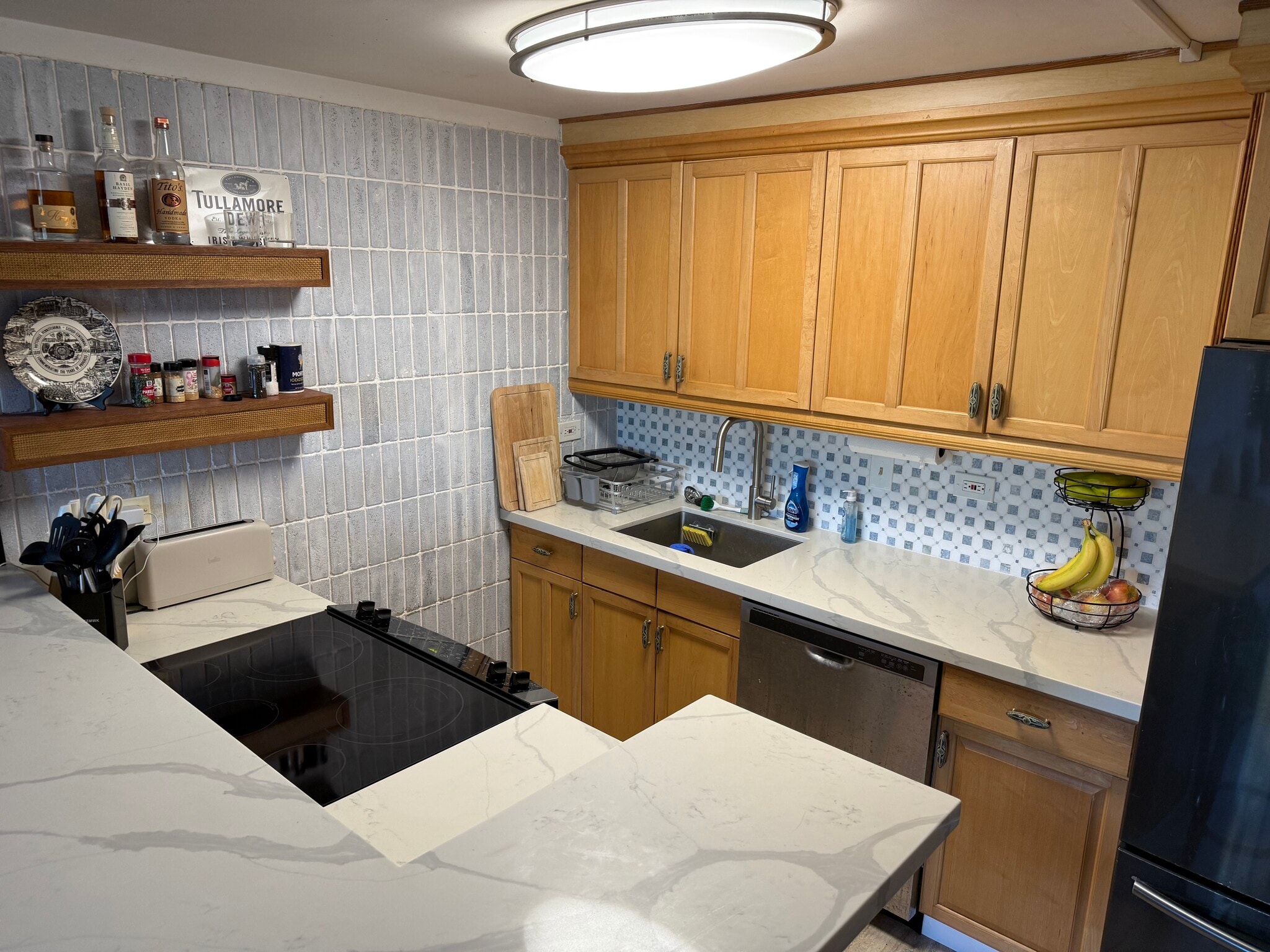 Building Photo - 68-055 Akule St