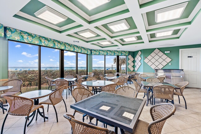 Building Photo - 3000 N Ocean Dr