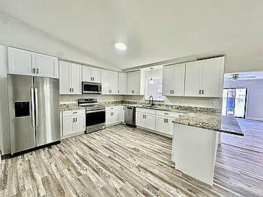 Building Photo - 6109 Tangelo Dr