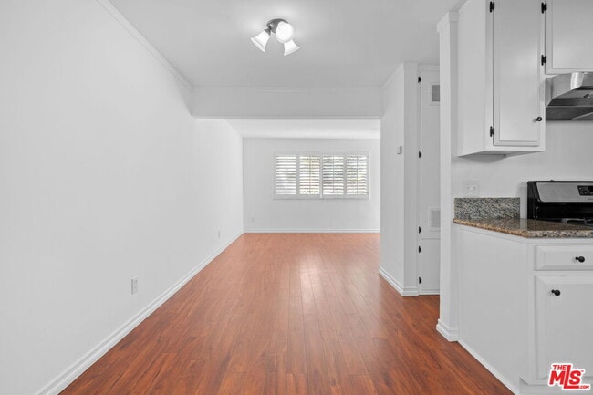 Building Photo - 2109 S Marvin Ave