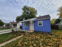Building Photo - FLIPPED 2 BR HOME, CENTRALLY LOCATED!