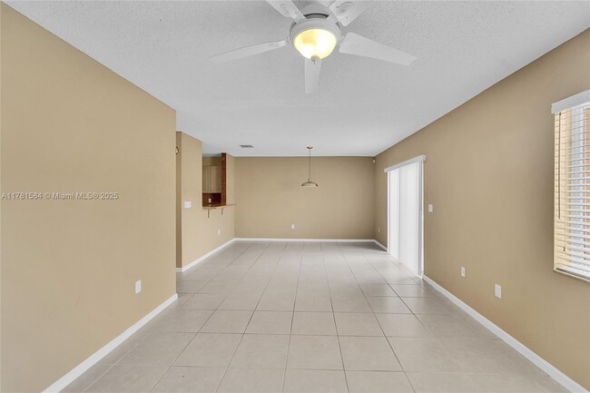 Building Photo - 9840 NW 19th Pl