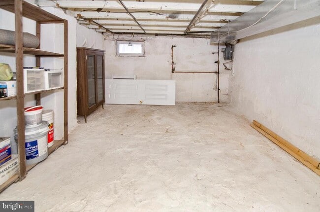 Building Photo - 1815 S Charles St