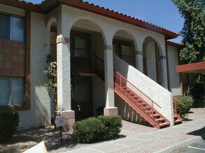 Building Photo - TEMPE CONDO IN THE HEART OF TEMPE!