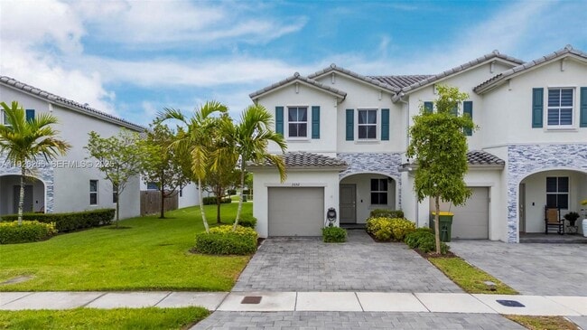 Primary Photo - 2652 SE 13th St