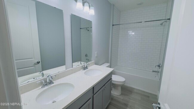 Building Photo - 70 Killarney Ave