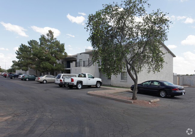 Exterior Photo - Country Club Commons