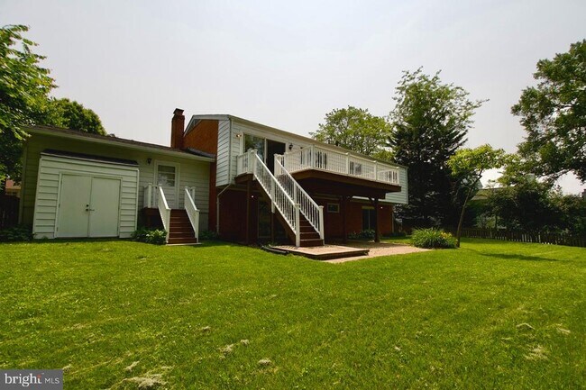 Building Photo - 1318 MacBeth St
