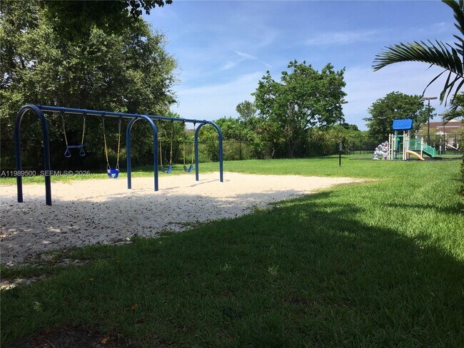 Building Photo - 10110 Boca Entrada Blvd