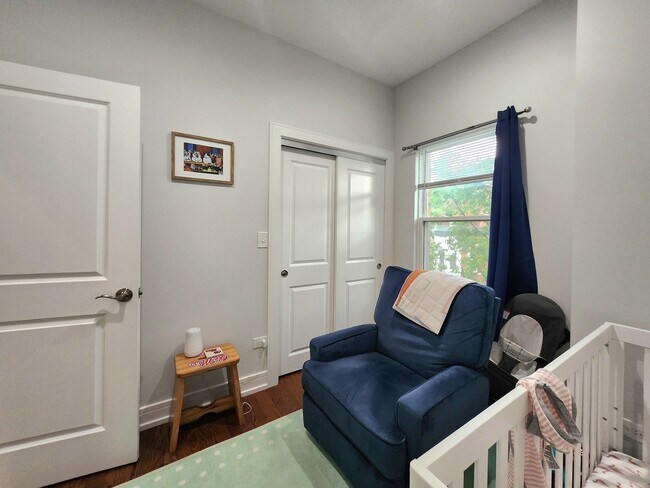 Building Photo - 1444 W Erie St