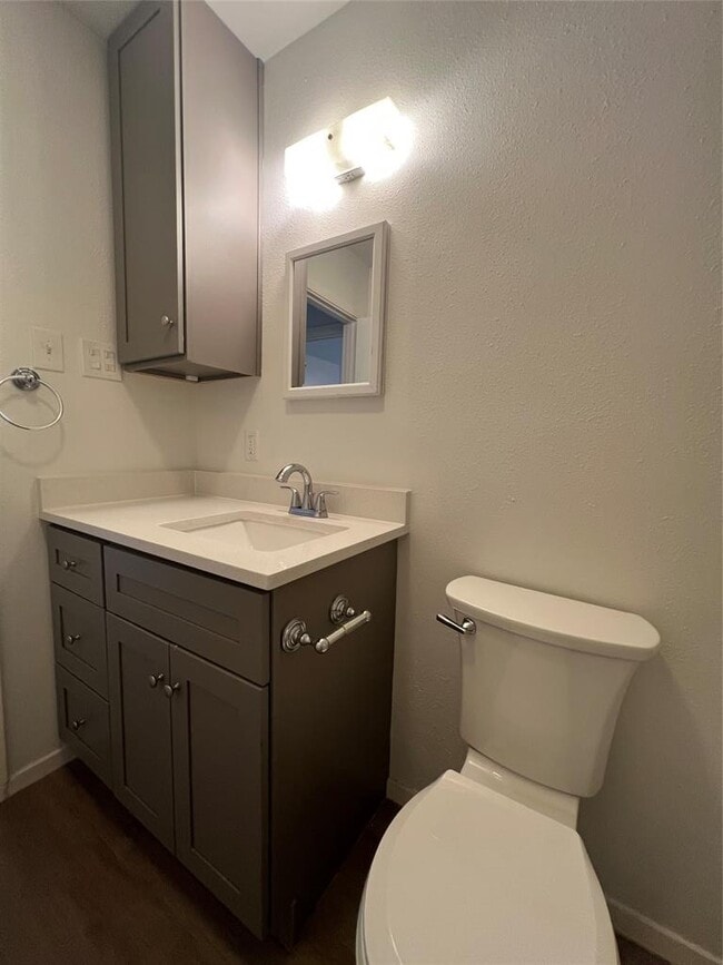 Building Photo - 6003 Cameron Rd