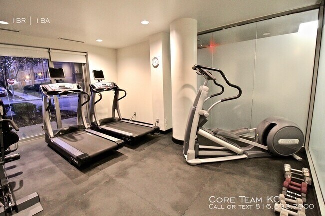 Building Photo - Winston Churchill Condo for Rent