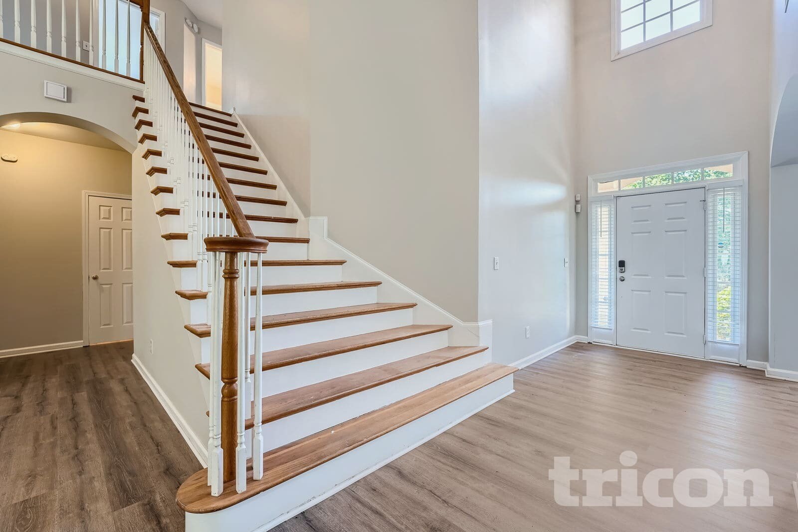 Building Photo - 4153 Ashland Cir