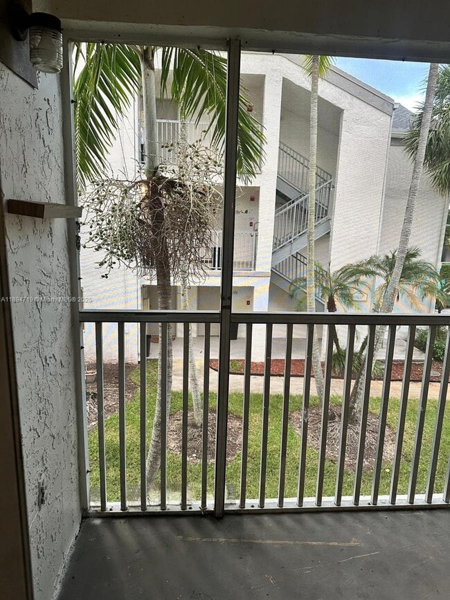 Building Photo - 5760 Rock Island Rd