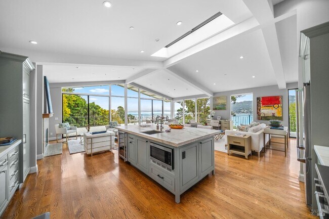 Building Photo - 30 Eucalyptus Rd