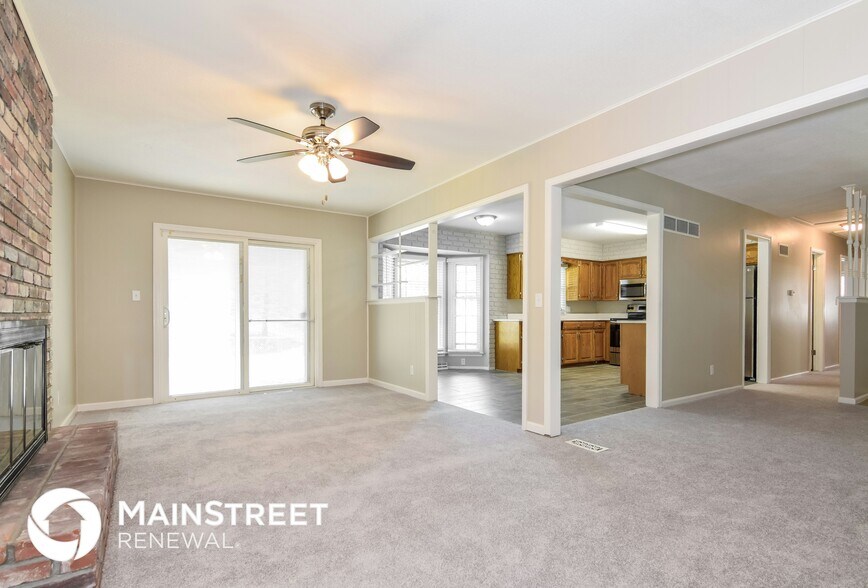 Building Photo - 15908 E 38th St S