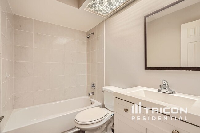 Building Photo - 3110 Riviera Bay Ct
