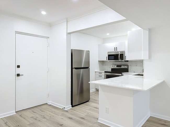 Building Photo - Beautiful 2 bedroom 2 bath Condo in Boca Raton, close to FAU