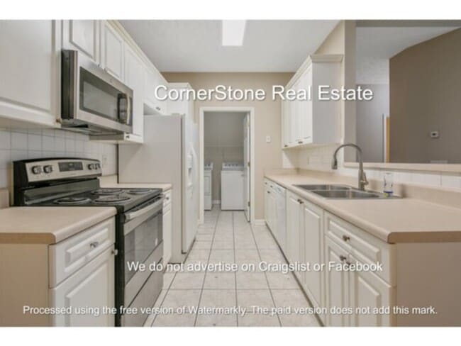 Building Photo - 4050 Bardstown Ct