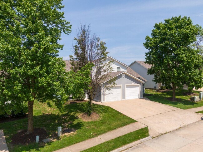 Building Photo - 3523-3525 Prescott Dr.