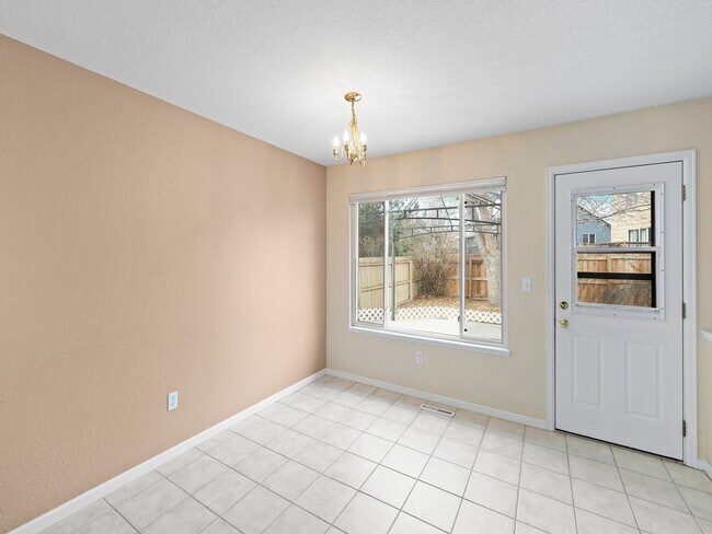 Building Photo - Beautiful 3-Bed Ranch Near Parks, Shops & Dining