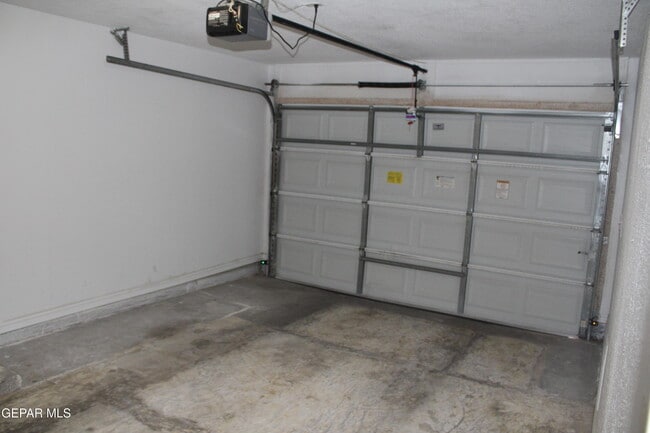 Building Photo - 11654 Carlos Moran Ct