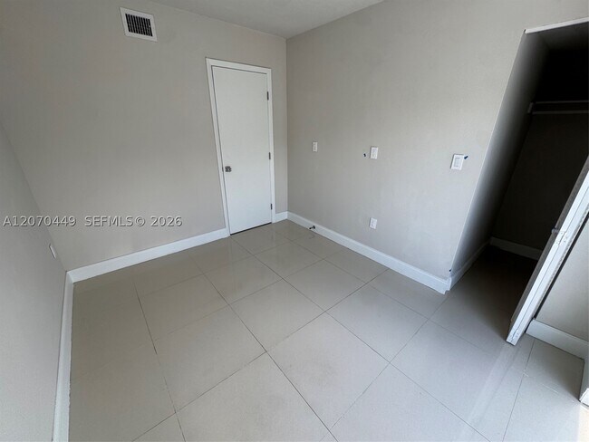 Building Photo - 15441 SW 81st Cir Ln