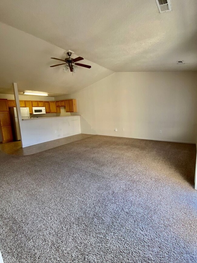 Building Photo - 6714-MF2-E2