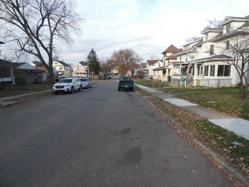 Building Photo - 616 St Nicholas Ave