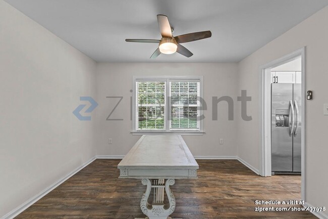 Building Photo - 8730 Fieldgate Dr